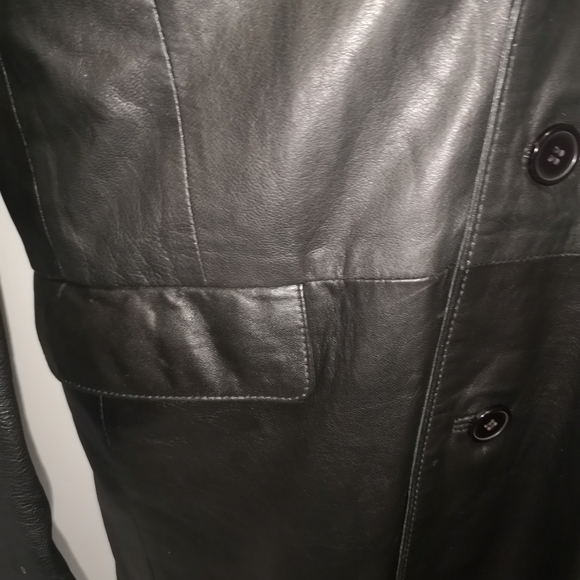Men's 3/4 black leather coat size Medium - Picture 11 of 16